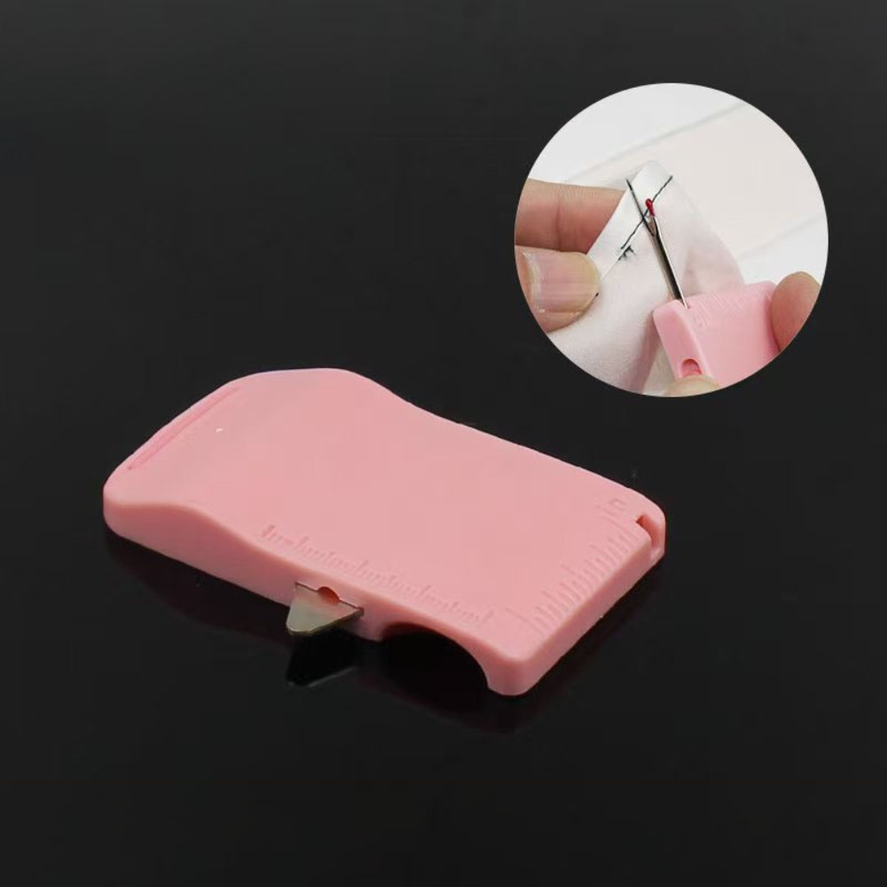 Sewing Gauge Ruler - 調整可能な磁気式縫製トラック、内蔵シームリッパー、測定機能付き、反り防止位置決めツール、シームガイド