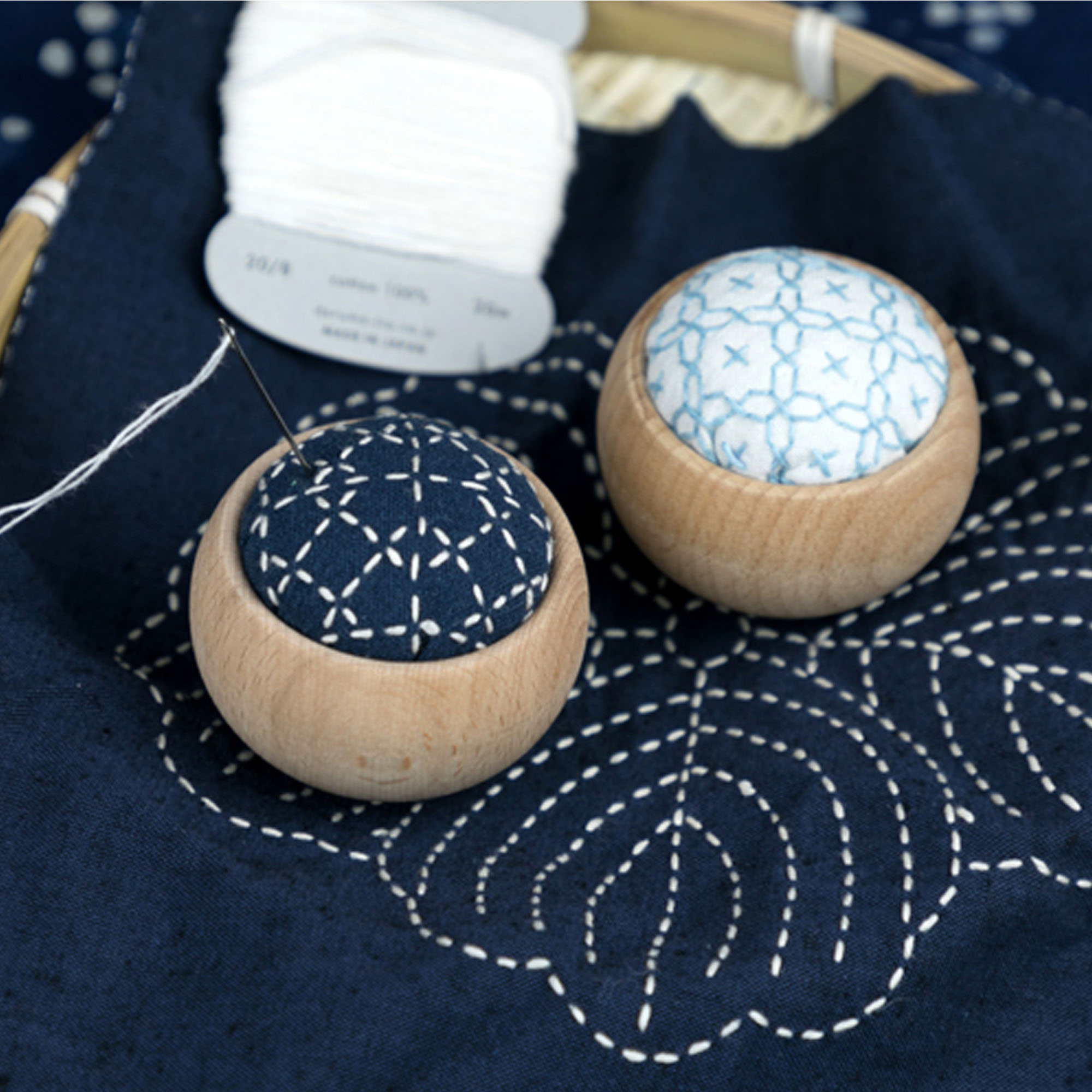 和風ソリッドウッドベース、sashkoニードルベース、ソーイ - Sewing Pin Cushion のレビューと価格