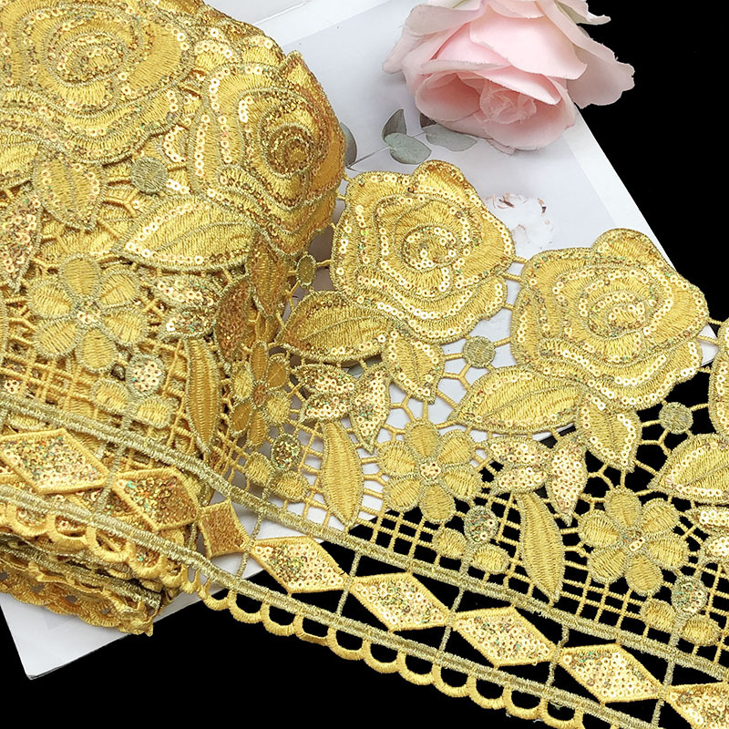 3 ヤード 19.5 センチメートル幅絶妙な花刺繍スパンコー - Textile And Sewing Supply のレビューと価格