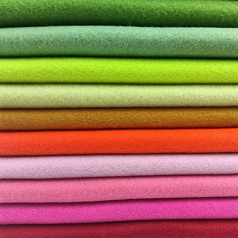 910*200*1.4mmの厚さの柔らかいフェルト生地シート - Textile And Sewing Materials のレビューと価格